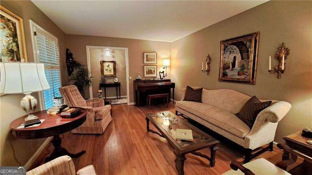 2976 Blackwood Road, Decatur, GA 30033