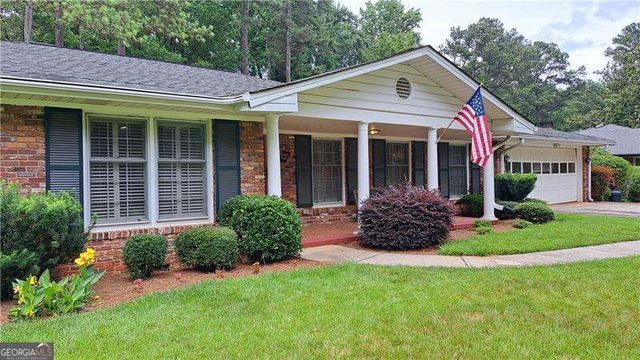 2976 Blackwood Road, Decatur, GA 30033