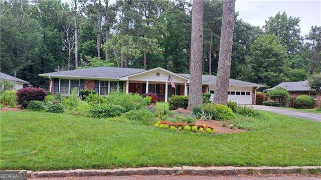 2976 Blackwood Road, Decatur, GA 30033
