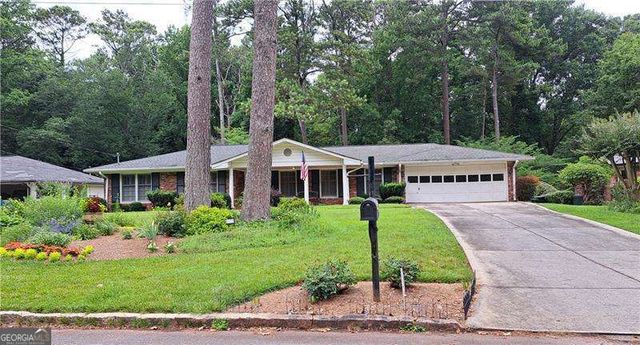 2976 Blackwood Road, Decatur, GA 30033