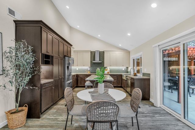 326 Meadowood Cir, San Ramon, CA 94583