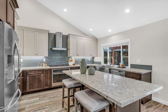 326 Meadowood Cir, San Ramon, CA 94583