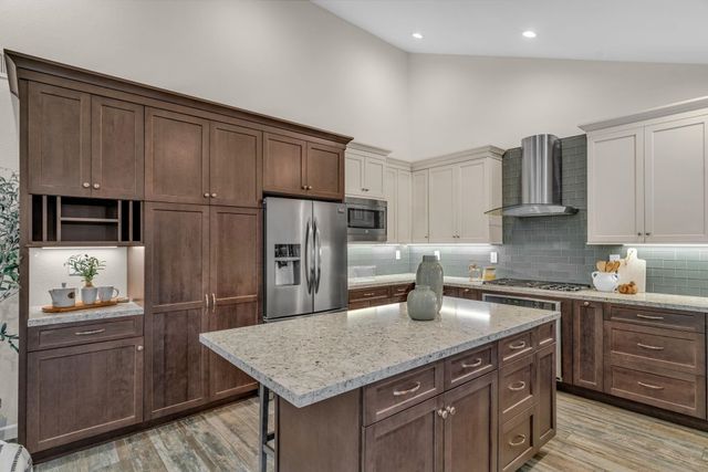 326 Meadowood Cir, San Ramon, CA 94583