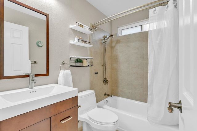 326 Meadowood Cir, San Ramon, CA 94583