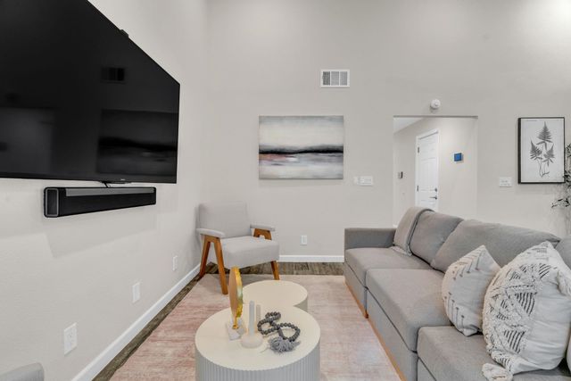 326 Meadowood Cir, San Ramon, CA 94583