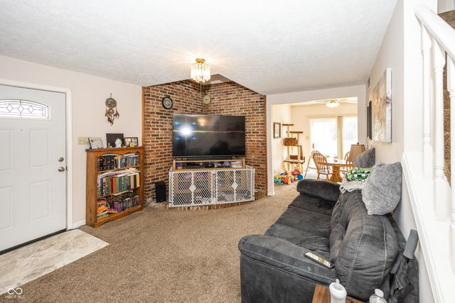 303 W Main Street, Lewisville, IN 47352