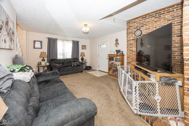 303 W Main Street, Lewisville, IN 47352