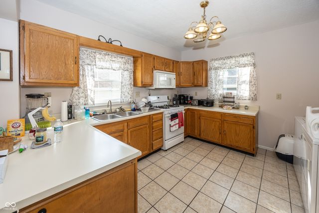 303 W Main Street, Lewisville, IN 47352