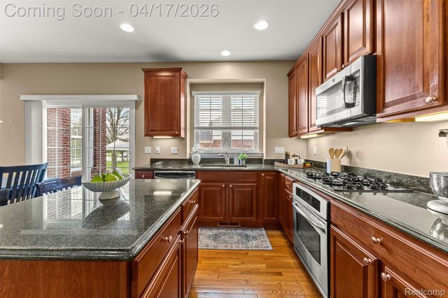 16639 Yellowstone Drive, Northville Township, MI 48168