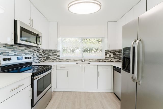 323 NW Spanish River Boulevard, Boca Raton, FL 33431