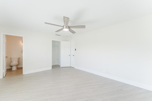 323 NW Spanish River Boulevard, Boca Raton, FL 33431