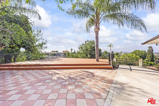 525 S Lincoln Avenue, Monterey Park, CA 91755