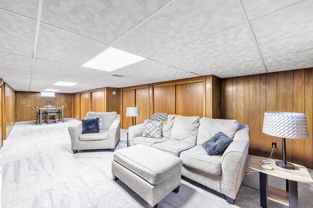 423 BADER STREET, Green Bay, WI 54302