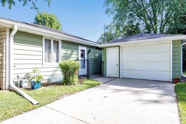 423 BADER STREET, Green Bay, WI 54302