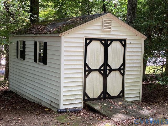 514 Wallace St, Warsaw, VA 22572