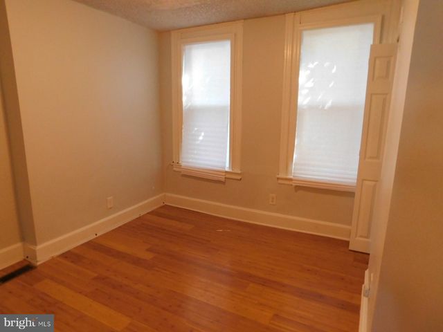 3233 N 25TH ST, Philadelphia, PA 19129