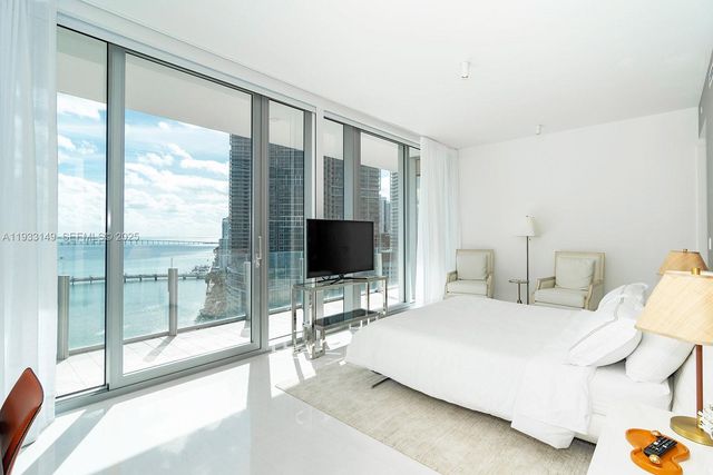 300 Biscayne Blvd Way 1901, Miami, FL 33131
