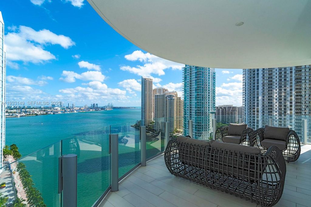 300 Biscayne Blvd Way 1901, Miami, FL 33131