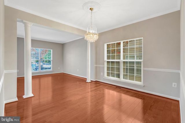 8605 ELLIS FORD PL, Gainesville, VA 20155