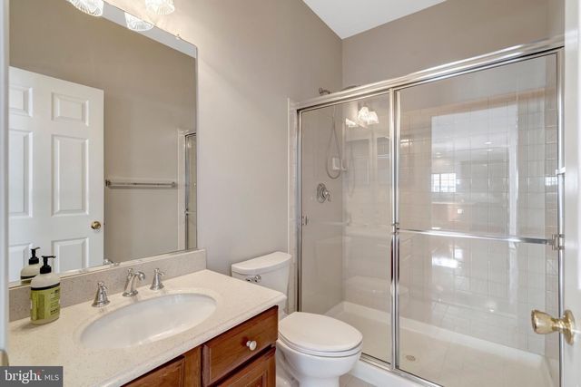 8605 ELLIS FORD PL, Gainesville, VA 20155