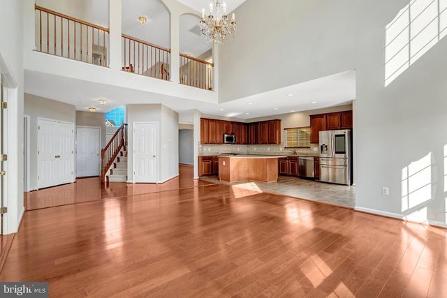 8605 ELLIS FORD PL, Gainesville, VA 20155