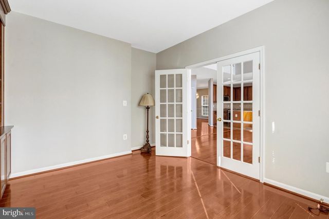 8605 ELLIS FORD PL, Gainesville, VA 20155