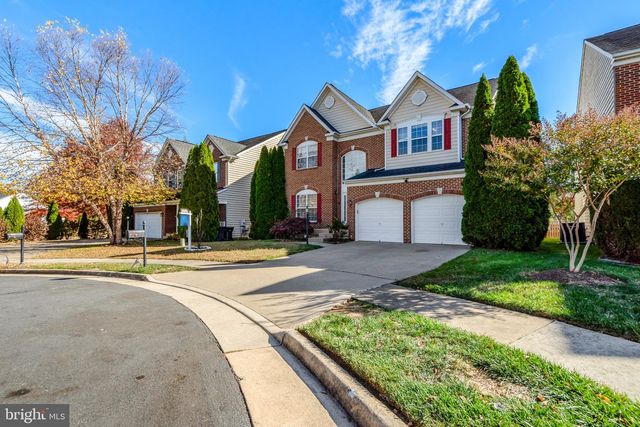 8605 ELLIS FORD PL, Gainesville, VA 20155