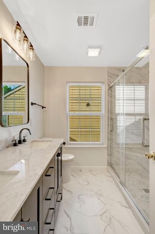 8605 ELLIS FORD PL, Gainesville, VA 20155