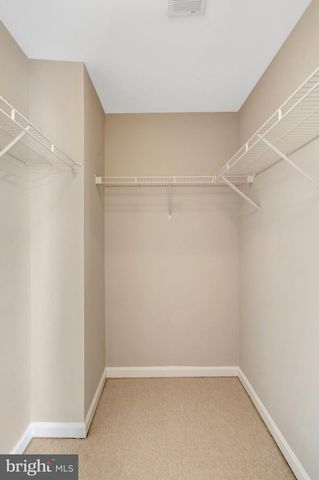 8605 ELLIS FORD PL, Gainesville, VA 20155