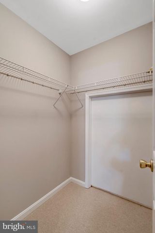 8605 ELLIS FORD PL, Gainesville, VA 20155