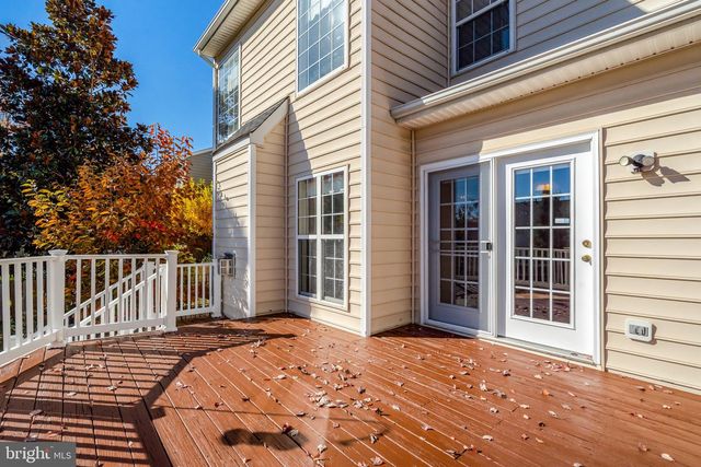 8605 ELLIS FORD PL, Gainesville, VA 20155