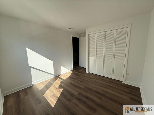 53 Cottonwood Court, South Brunswick, NJ 08852