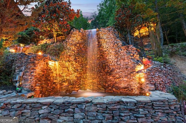 279 Rising Star Lane, Mineral Bluff, GA 30559