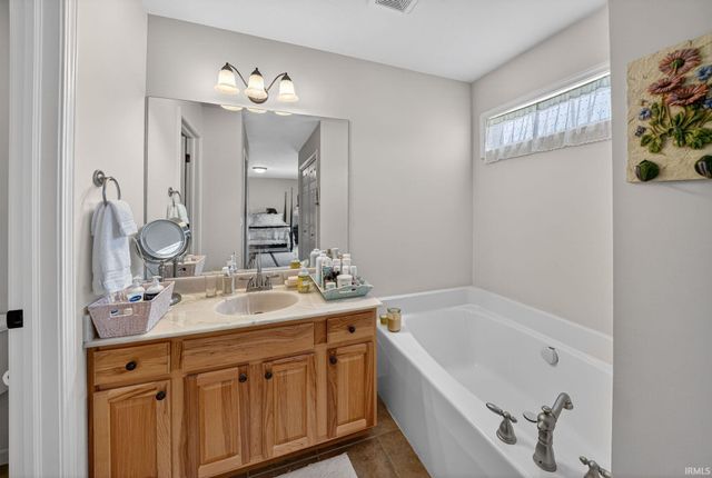 3602 Raleigh Court, Mishawaka, IN 46545