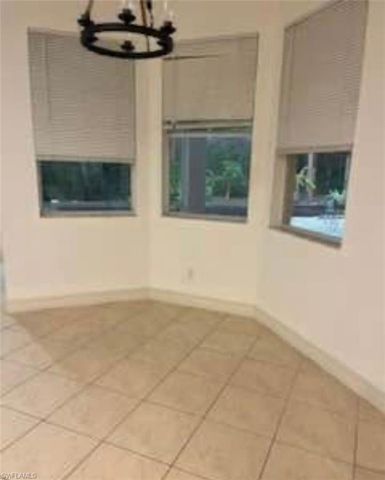 2841 12th AVE NE, Naples, FL 34120