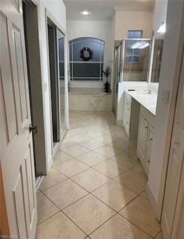 2841 12th AVE NE, Naples, FL 34120