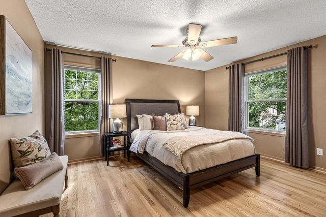 934 Randolph Avenue, Saint Paul, MN 55102