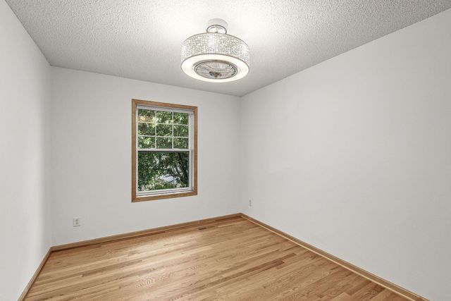 934 Randolph Avenue, Saint Paul, MN 55102