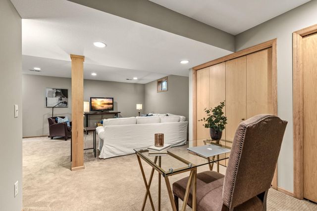 934 Randolph Avenue, Saint Paul, MN 55102