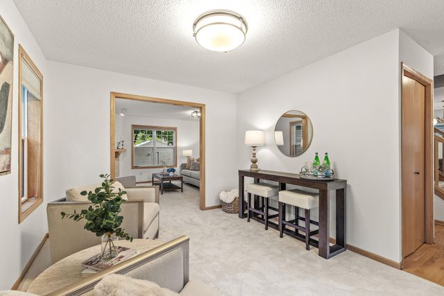 934 Randolph Avenue, Saint Paul, MN 55102