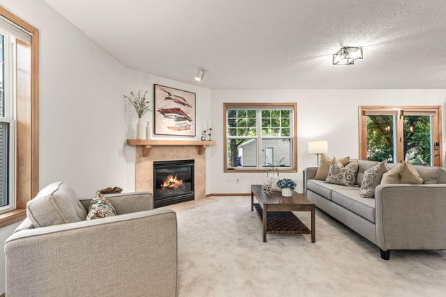 934 Randolph Avenue, Saint Paul, MN 55102