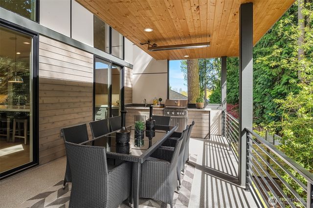 9222 116th Avenue NE, Kirkland, WA 98033