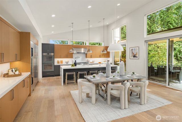 9222 116th Avenue NE, Kirkland, WA 98033