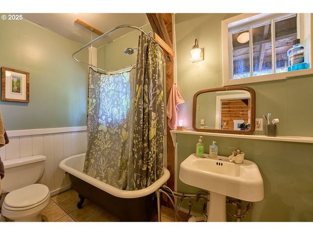 83863 OLLOKOT Ln, Joseph, OR 97846