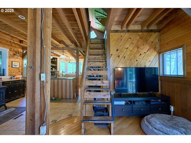 83863 OLLOKOT Ln, Joseph, OR 97846