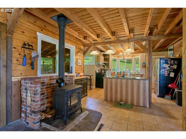 83863 OLLOKOT Ln, Joseph, OR 97846