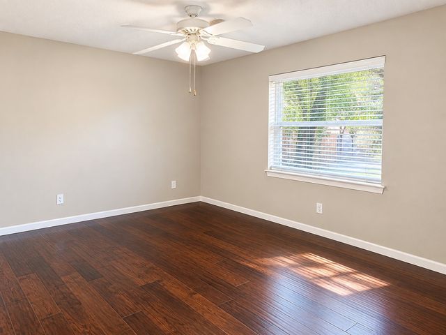 3313 Lakeview Drive, Grapevine, TX 76051