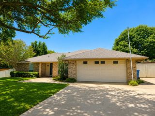 3313 Lakeview Drive, Grapevine, TX 76051