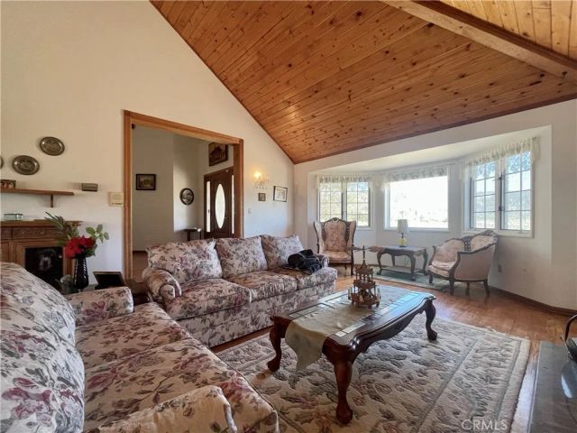 10500 Steinhoff Road, Frazier Park, CA 93225