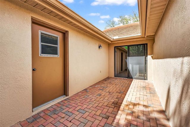 17550 FAIRMEADOW DRIVE, Tampa, FL 33647